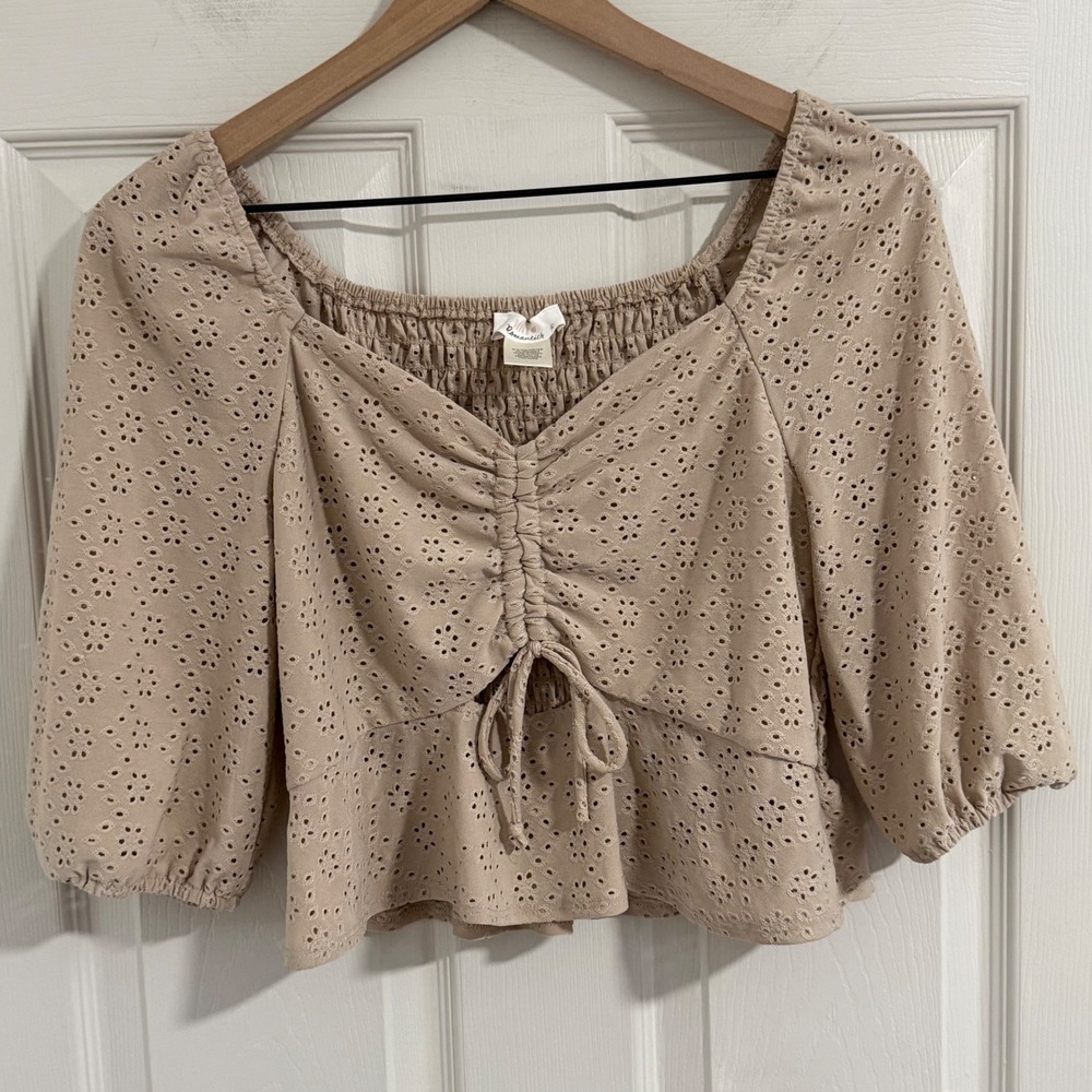 Urban Romantics Babydoll Top Womens Large Tan Eyelet‎ Lace Puff Sleeve Smocked